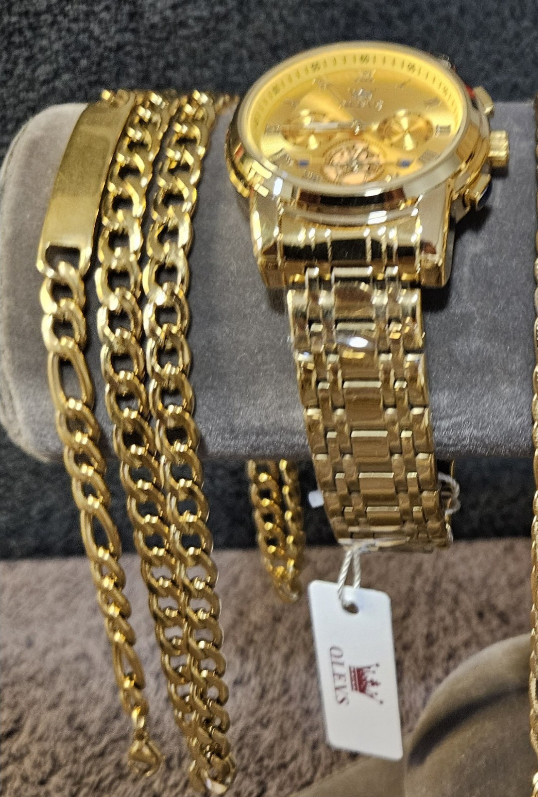 Mens luxury wrist watch, 60 CM X 8MM chain, engraved id bracelet 200MM X 8 MM