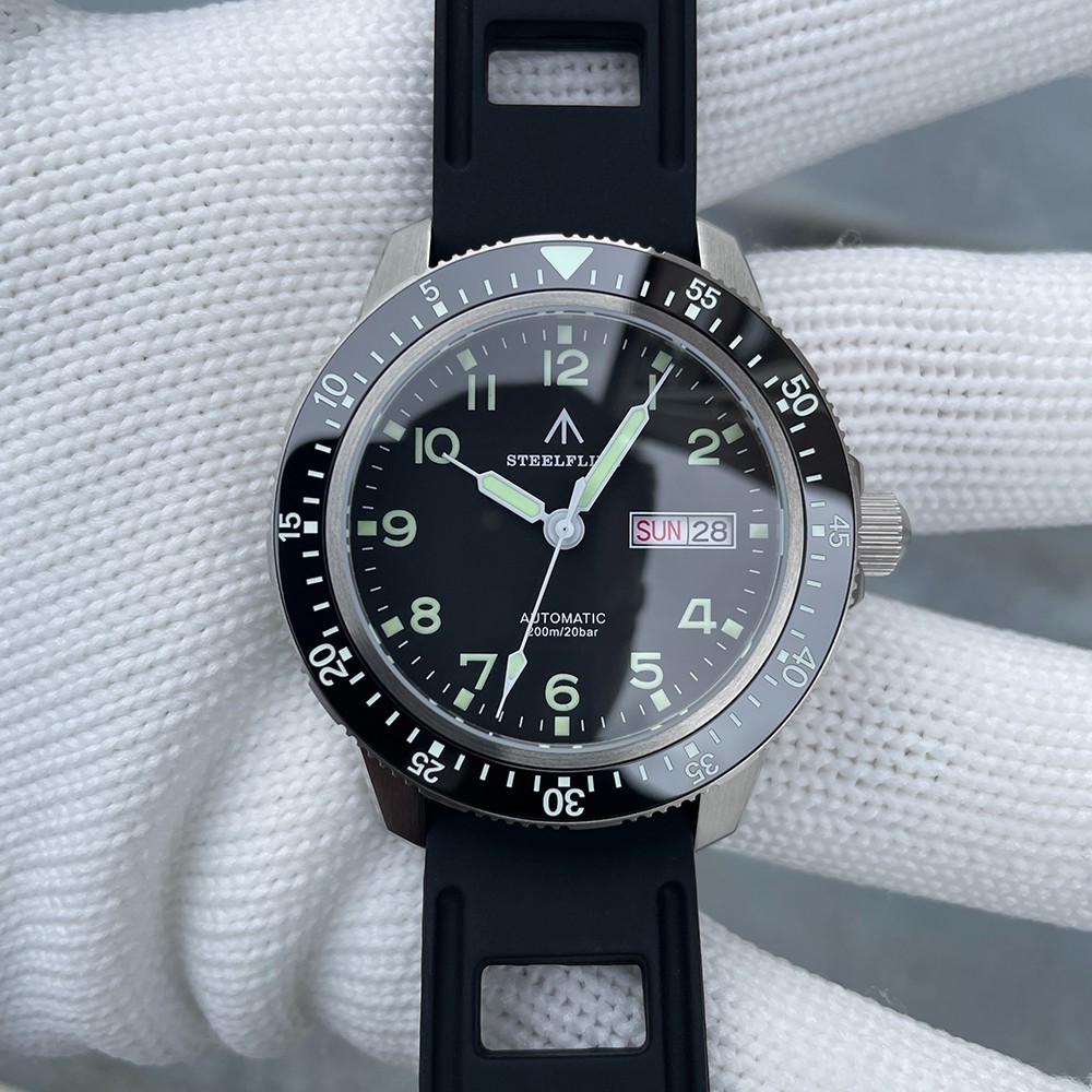 Steeldive Steelflier SF787, Classic Pilot, NH36, Sapphire, Lume, Diving, Rubber