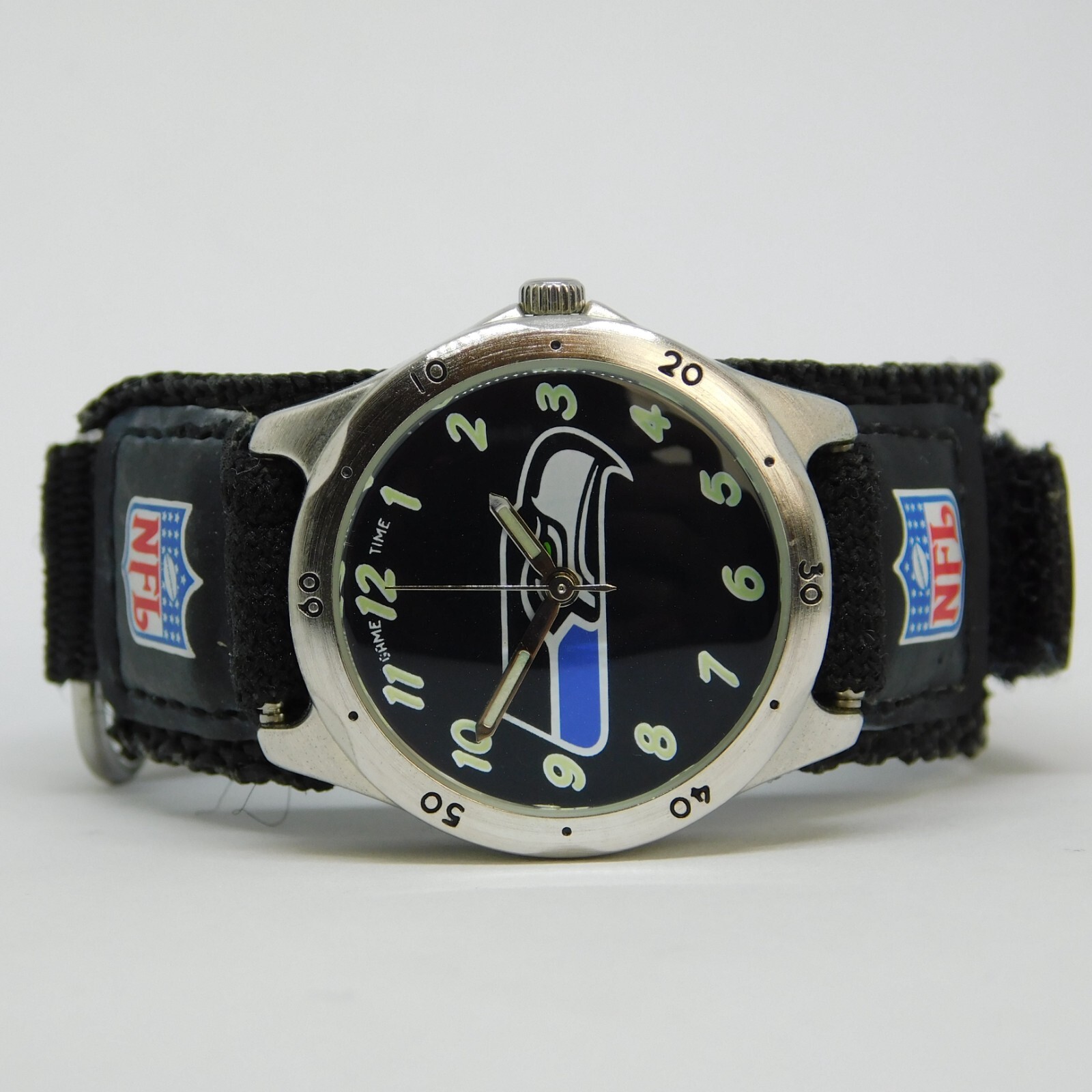 GAME TIME NFL Seattle Seahawks Nylon Band Quartz Women’s Watch New Battery