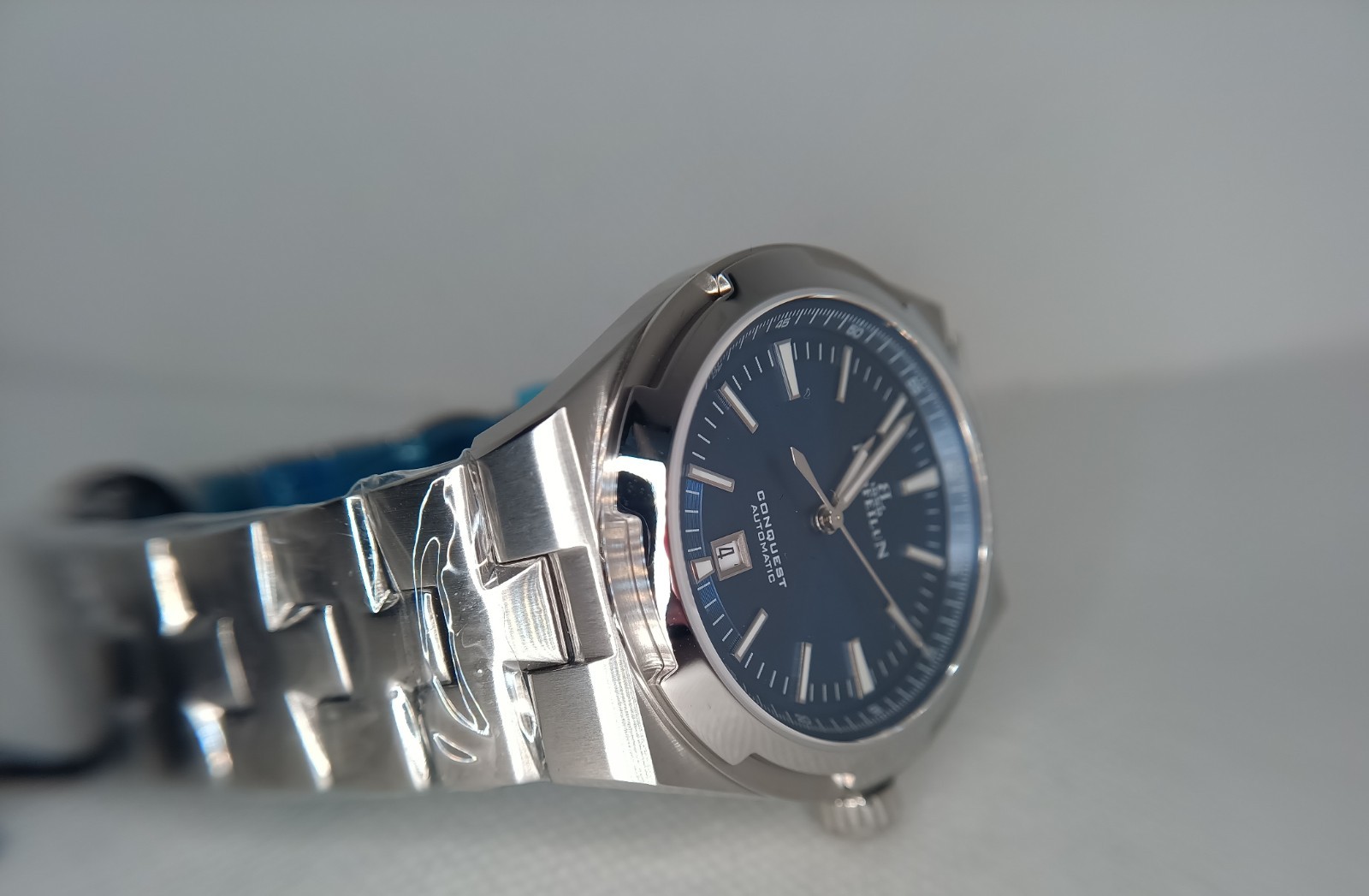 Over Seas Conquest Integrated Bracelet Automatic Sapphire Stainless Steel 50mWR