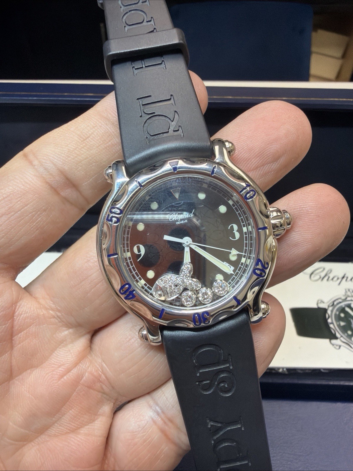 Chopard Happy Fish 38mm Quartz Diamond Stainless Steel Black Dial 28/8347-8