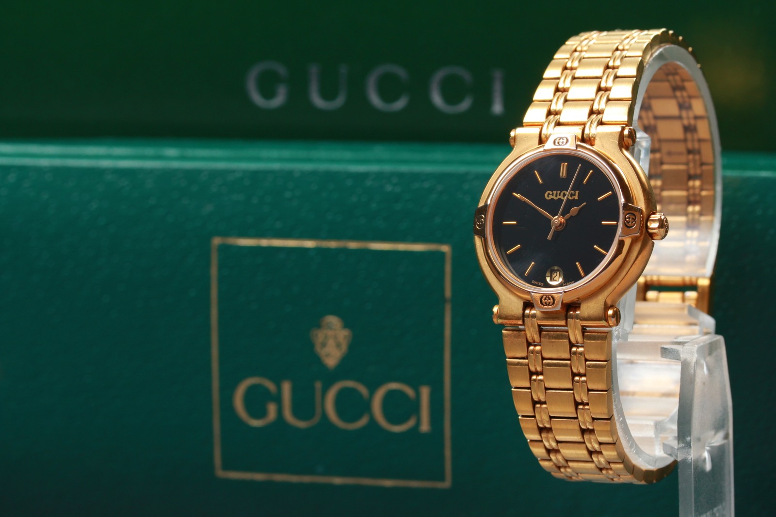 [Near MINT] Vintage Gucci 9200L Gold Dial Date 25mm Quartz Women’s Watch JAPAN
