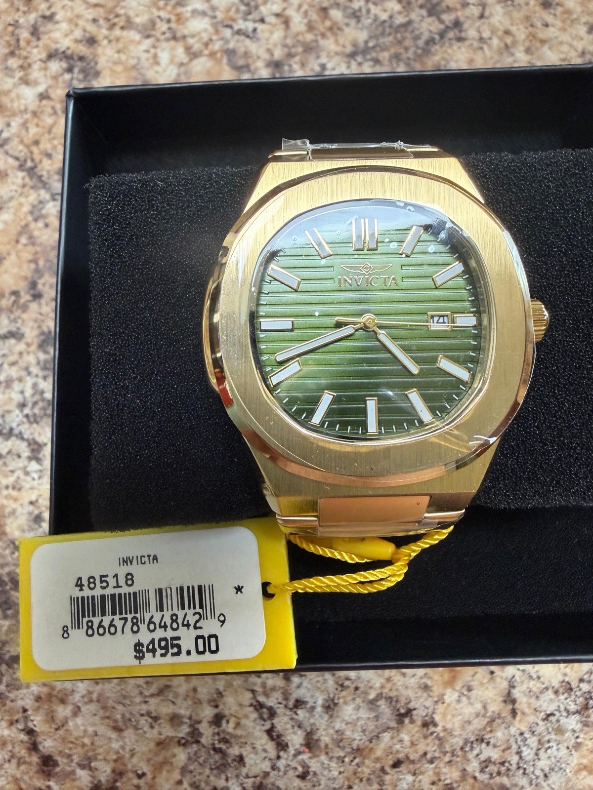 Invicta Men’s Quartz Analog Watch Gold Tone Green