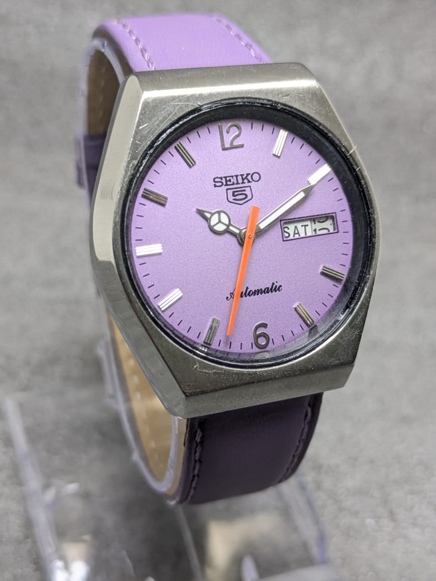 Vintage Seiko 5 automatic Day Date Movement No.6309A Japan made men’s watch.