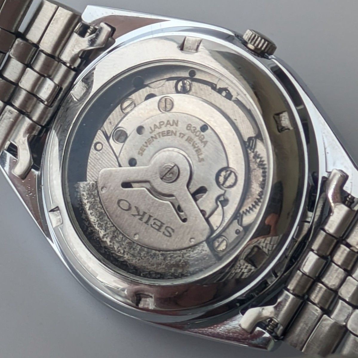 Working SEIKO Automatic 80s Vintage Black Dial Bar Index Ripple 3 Hands Skeleton