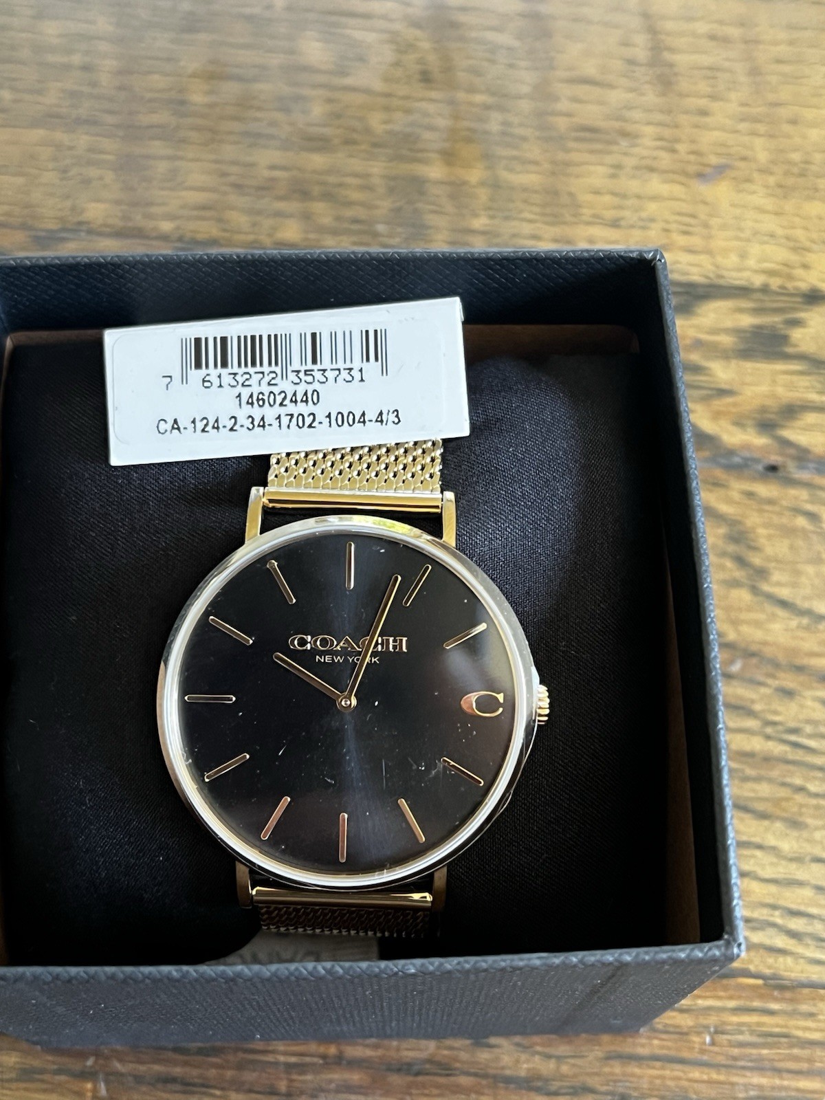 Authentic Coach Charles New York Analog Quartz Women Adult Watch Golden Gold
