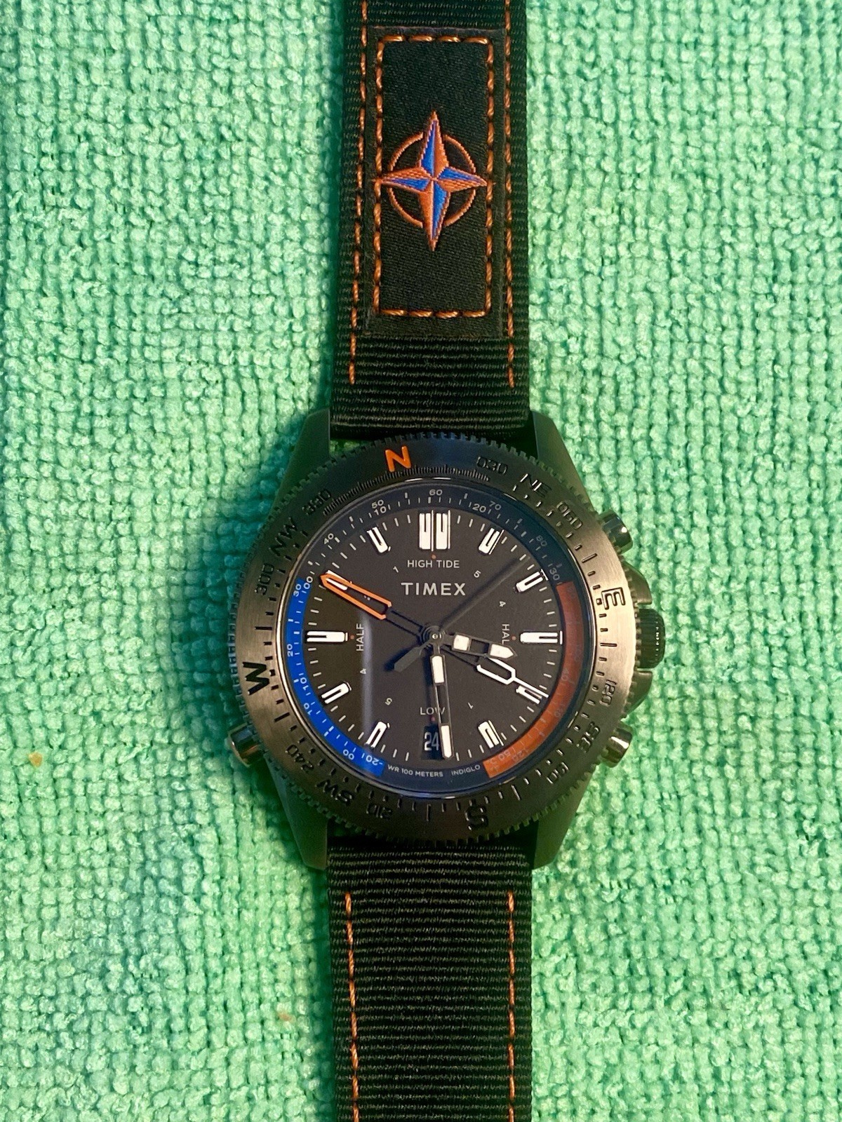 Timex tide temp compass watch. TW2V03900. New/Box/papers😎 Free Silicone Band.