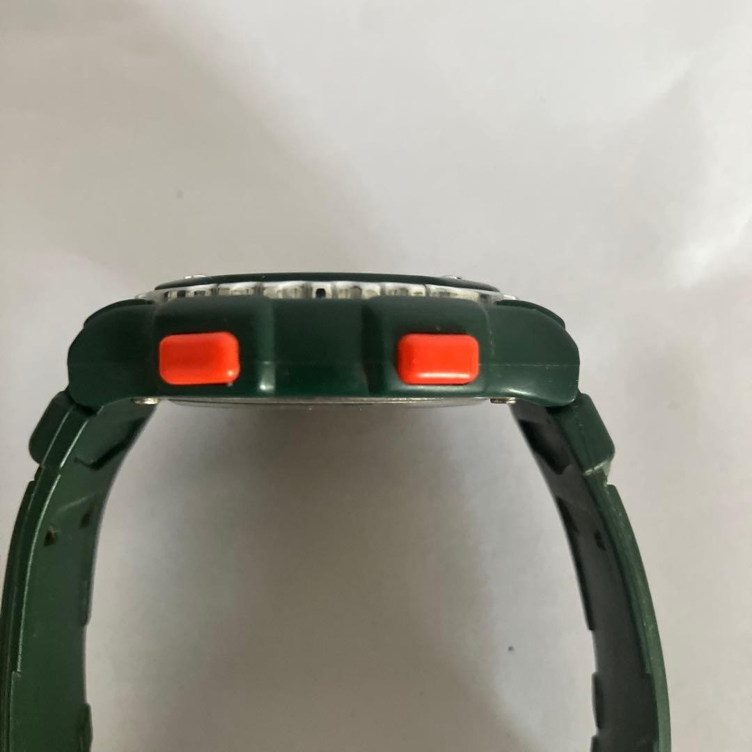 Non-functional CITIZEN Q&Q DN80 digital wristwatch
