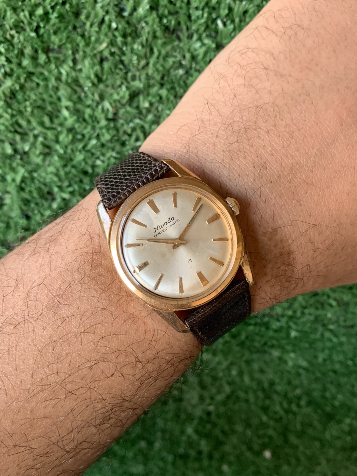 Vintage Nivada Compensamatic Mechanical Watch 35mm Manual Classic Dress Watch