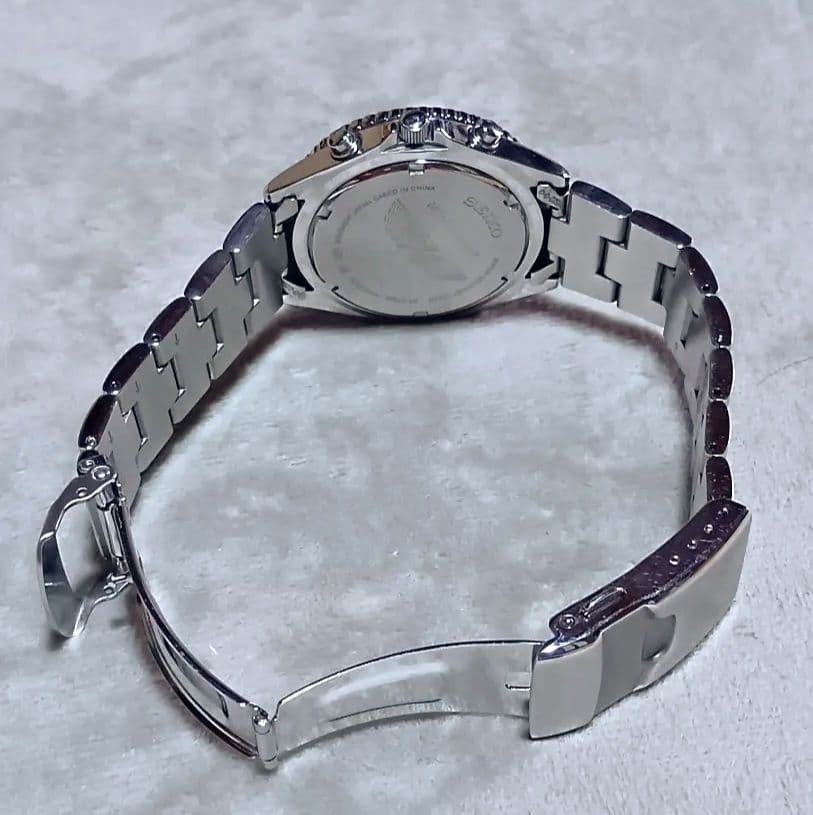 SEIKO × ANA Collaboration Watch: Pilot Chronograph “Happy Flight” Rare