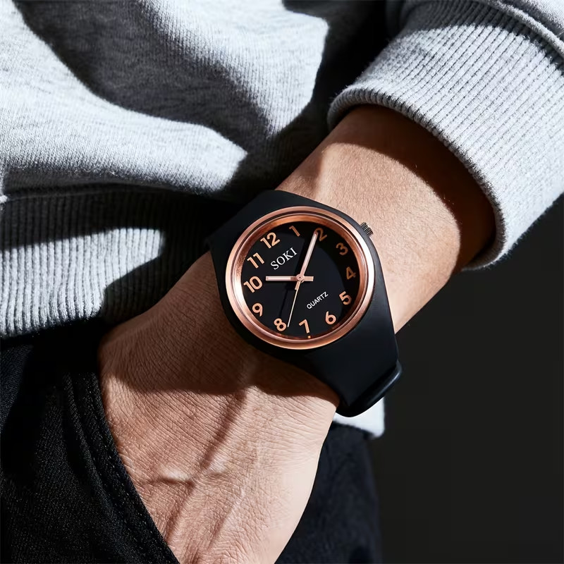 1pc Quartz Minimalist Silicone Strap Battery-Powered Black