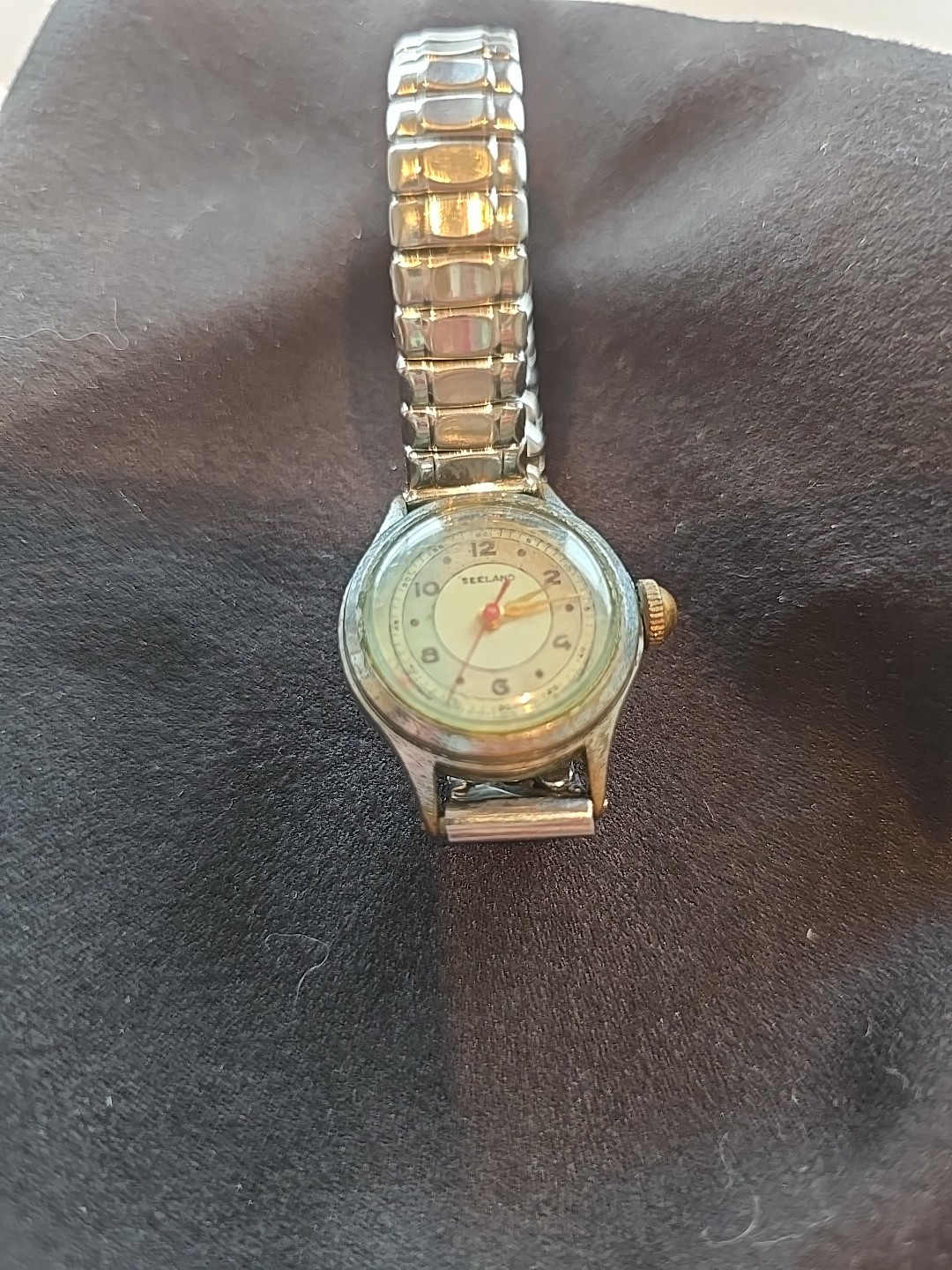 Vintage Swiss Made SEELAND Ladies Manual Watch With Sub-Second Hand