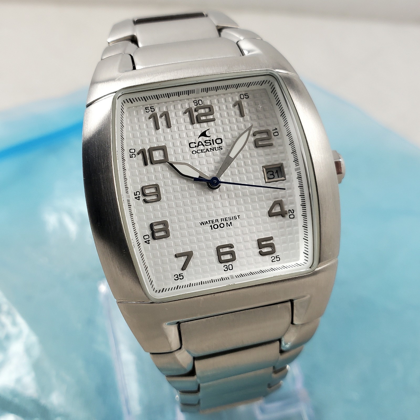 VINTAGE CASIO OCEANUS OC-104 TONNEAU WR 100M WHITE/SILVER 37MM MEN’S WATCH