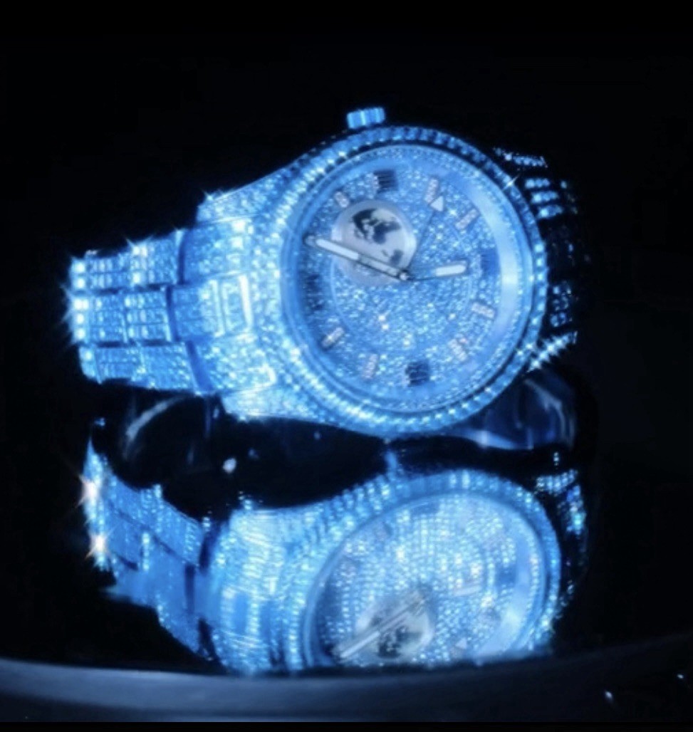 Bust Down RESERVE JET SETTER GMT AQUA 46mm – 1065 Crystals – 23 VS Lab Diamonds