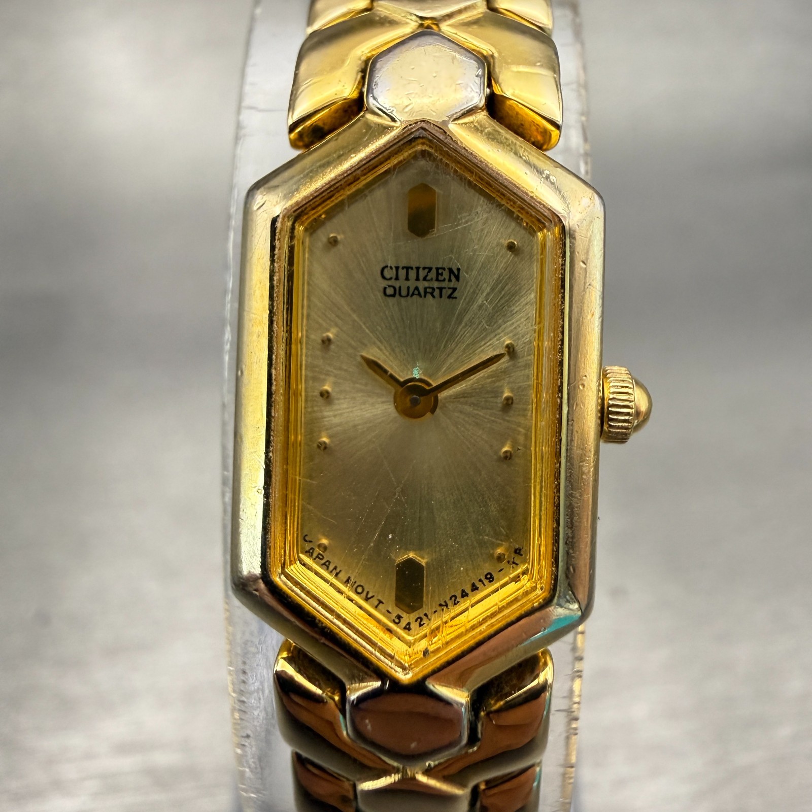 Citizen Watch Women 13mm Gold Dial Gold Tone Rectangle 5421-S41185 New Battery