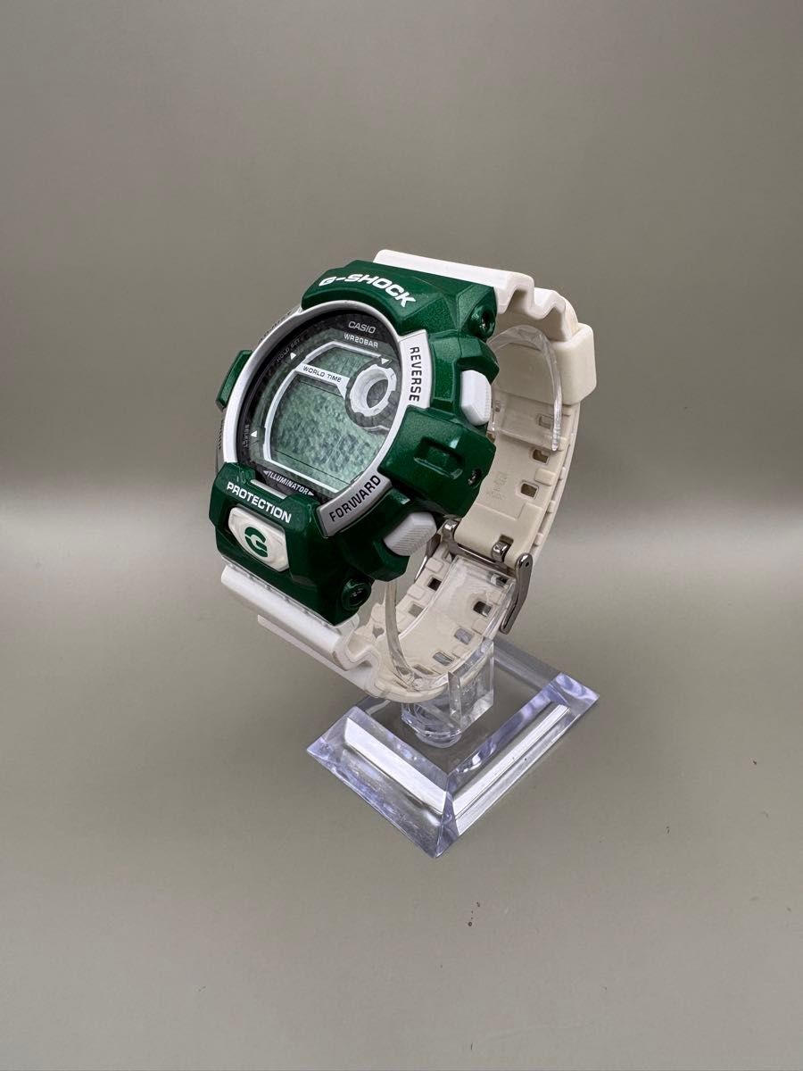 Excellent condition new battery CASIO G SHOCK G 8900CS Crazy Colors Green x Whit