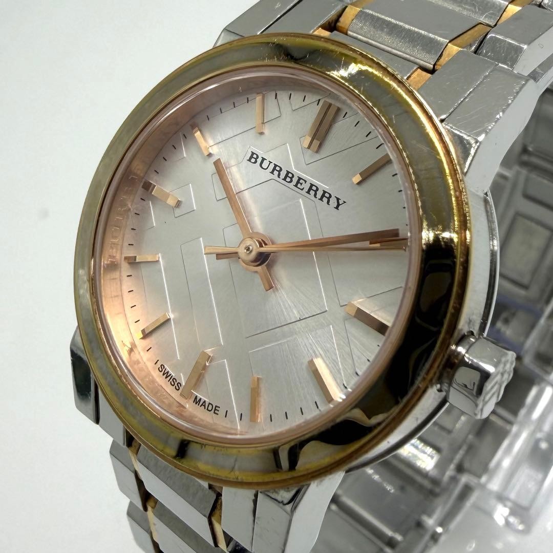 Working BURBERRY Wristwatch Nova Check Gold Combo Ladies