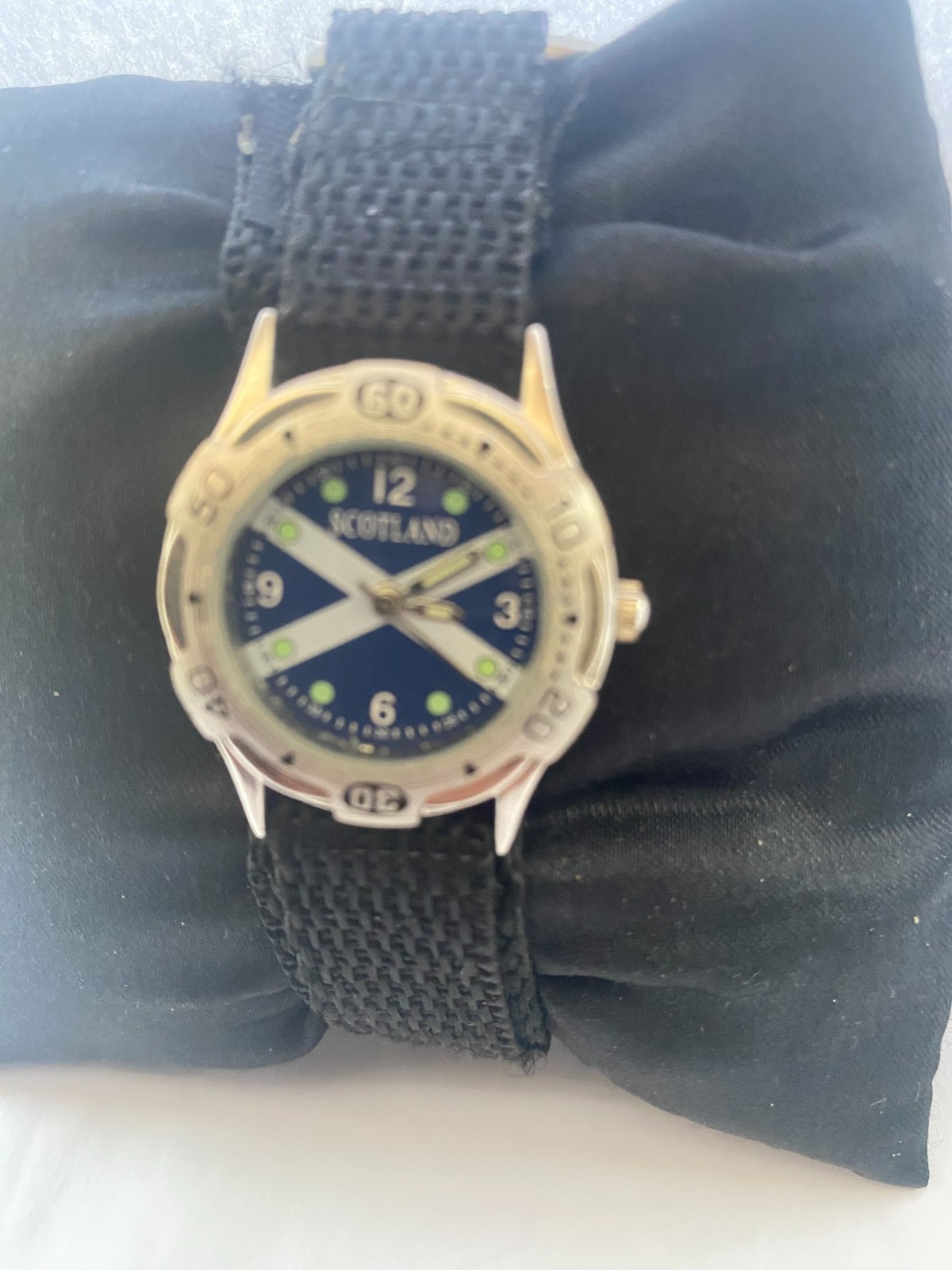 scotland womens quartz wrap around strap Watch