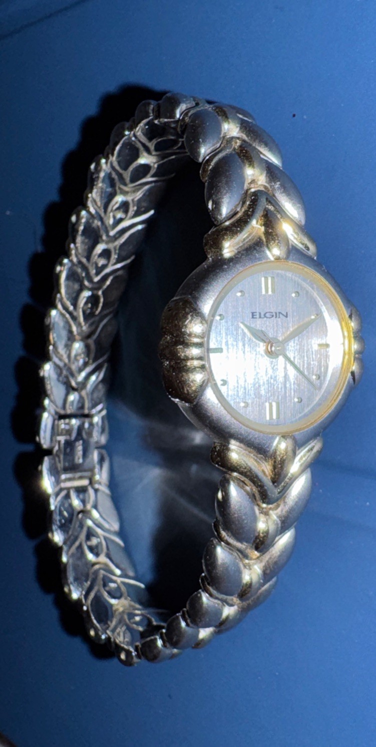 Elgin ELA269 Women’s Round Analog Silver Tone Gold Plated Bangle Style Watch