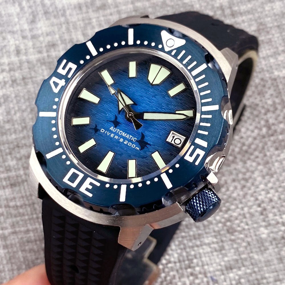 42mm Luminous Blue Dial Sapphire 200m Waterproof Japan NH35A Auto Men Watch Date