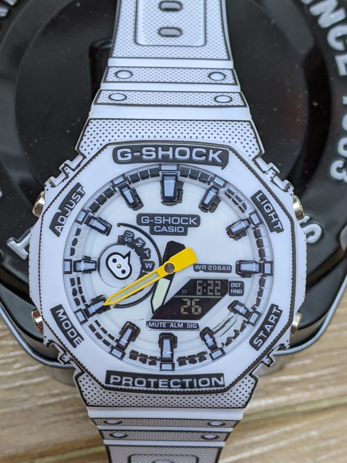 Casio G-Shock GA-2100MNG-7A Manga Theme White Analog Digital Watch New Box