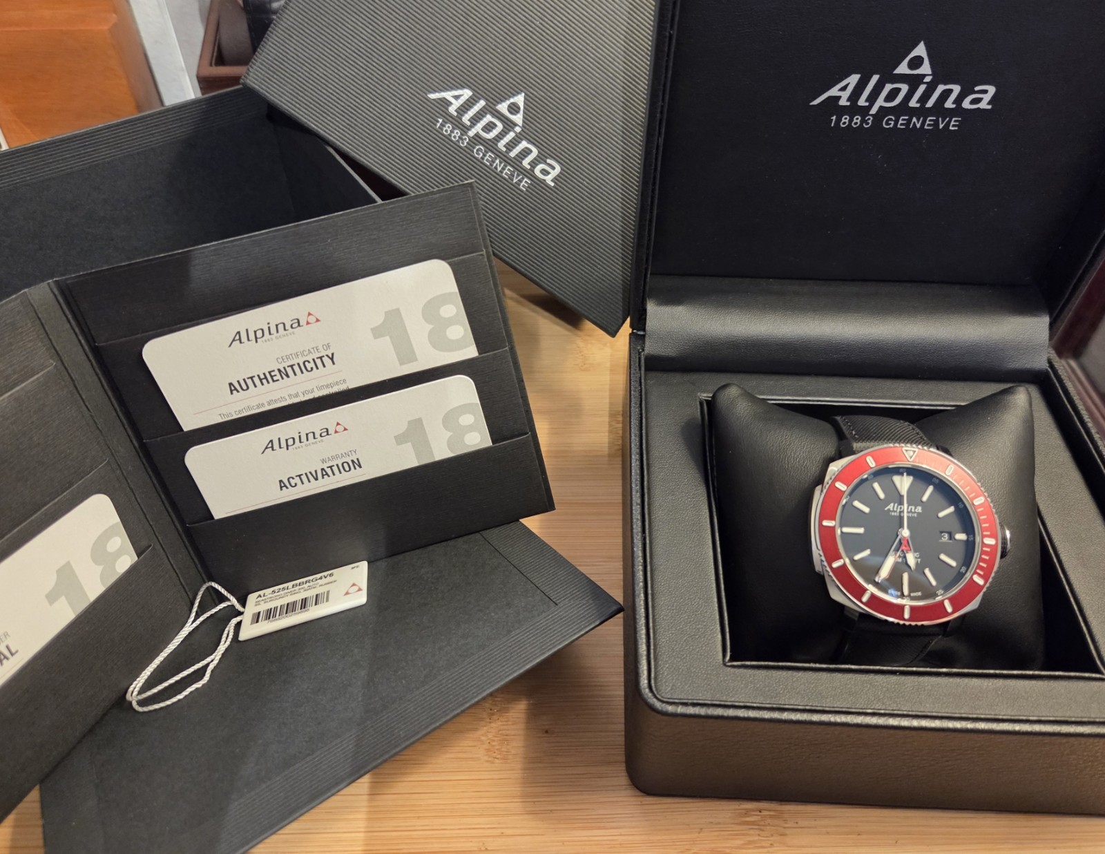 Alpina Seastrong Automatic Diver 300m black dial red bezel – excellent condition