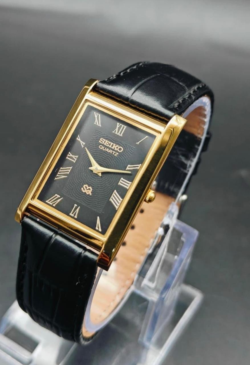 Vintage Seiko Slim Quartz Men’s Wrist Watch With Free DDP Shipping