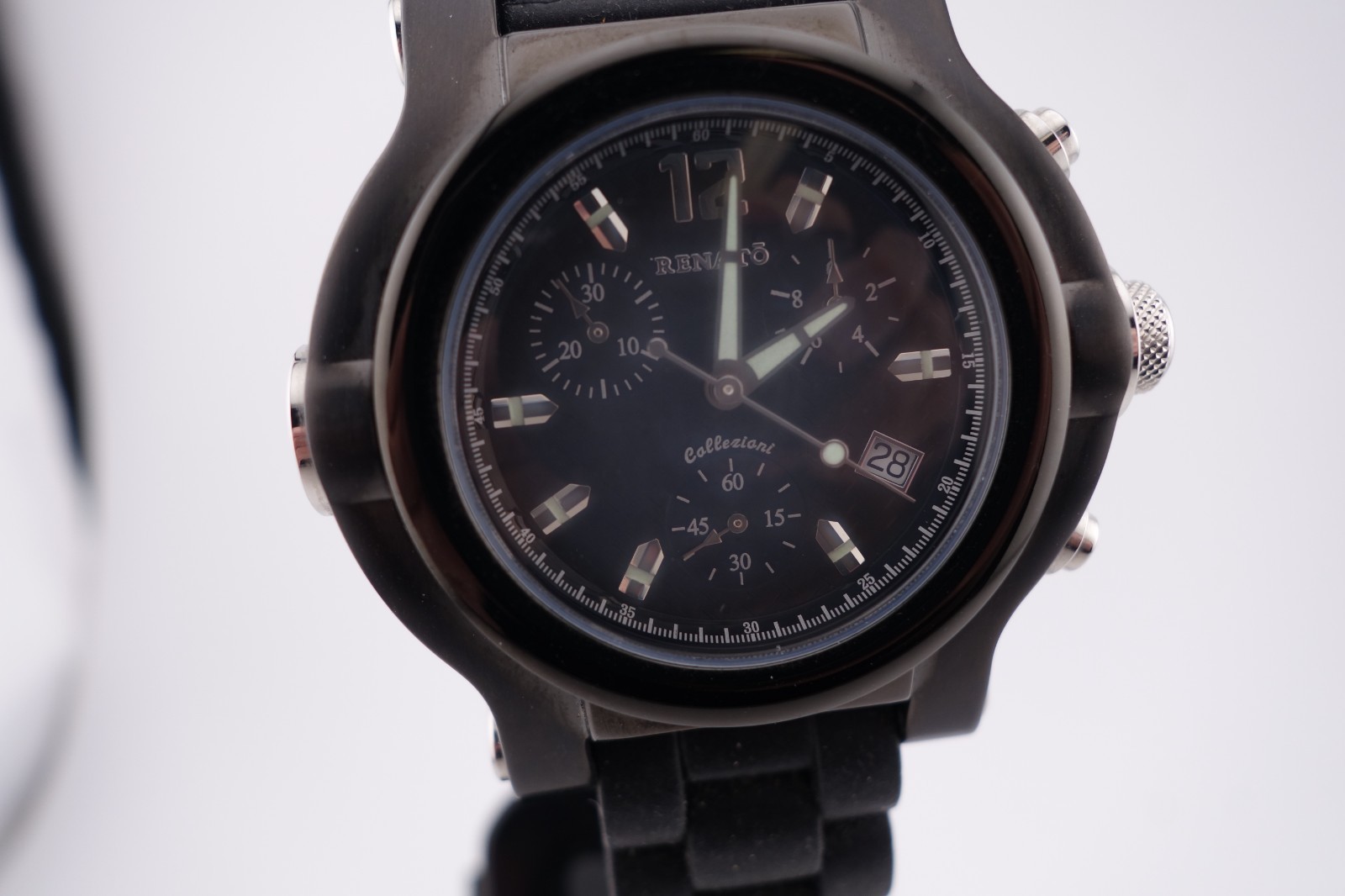 RENATO Men’s BEAST in Black IP, Carbon Fiber Chrono with a Swiss MOVT, 45mm Case