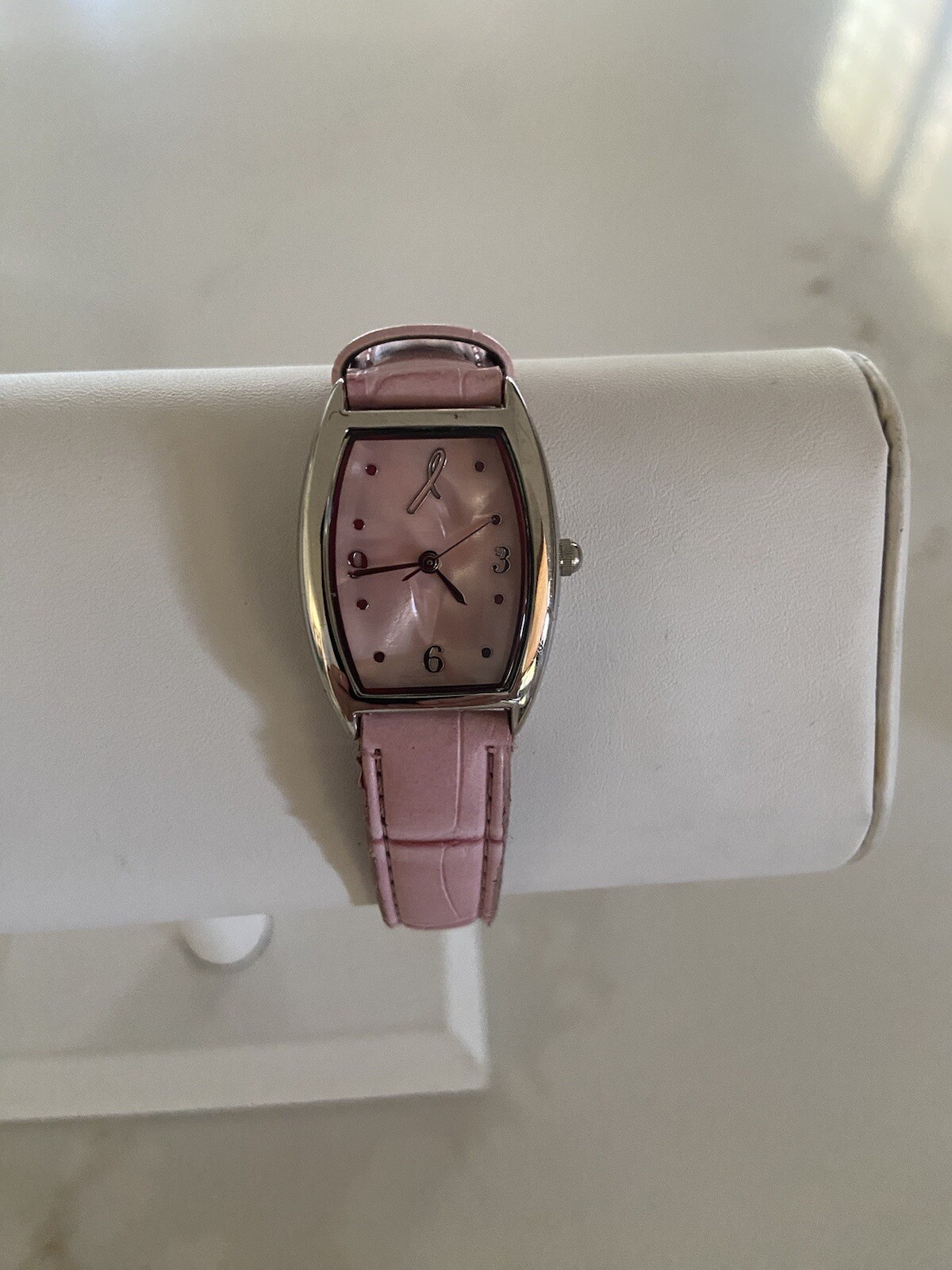 Women’s Pink Ribbon Breast Cancer Awareness Leather Band Fashion Watch RUNS!