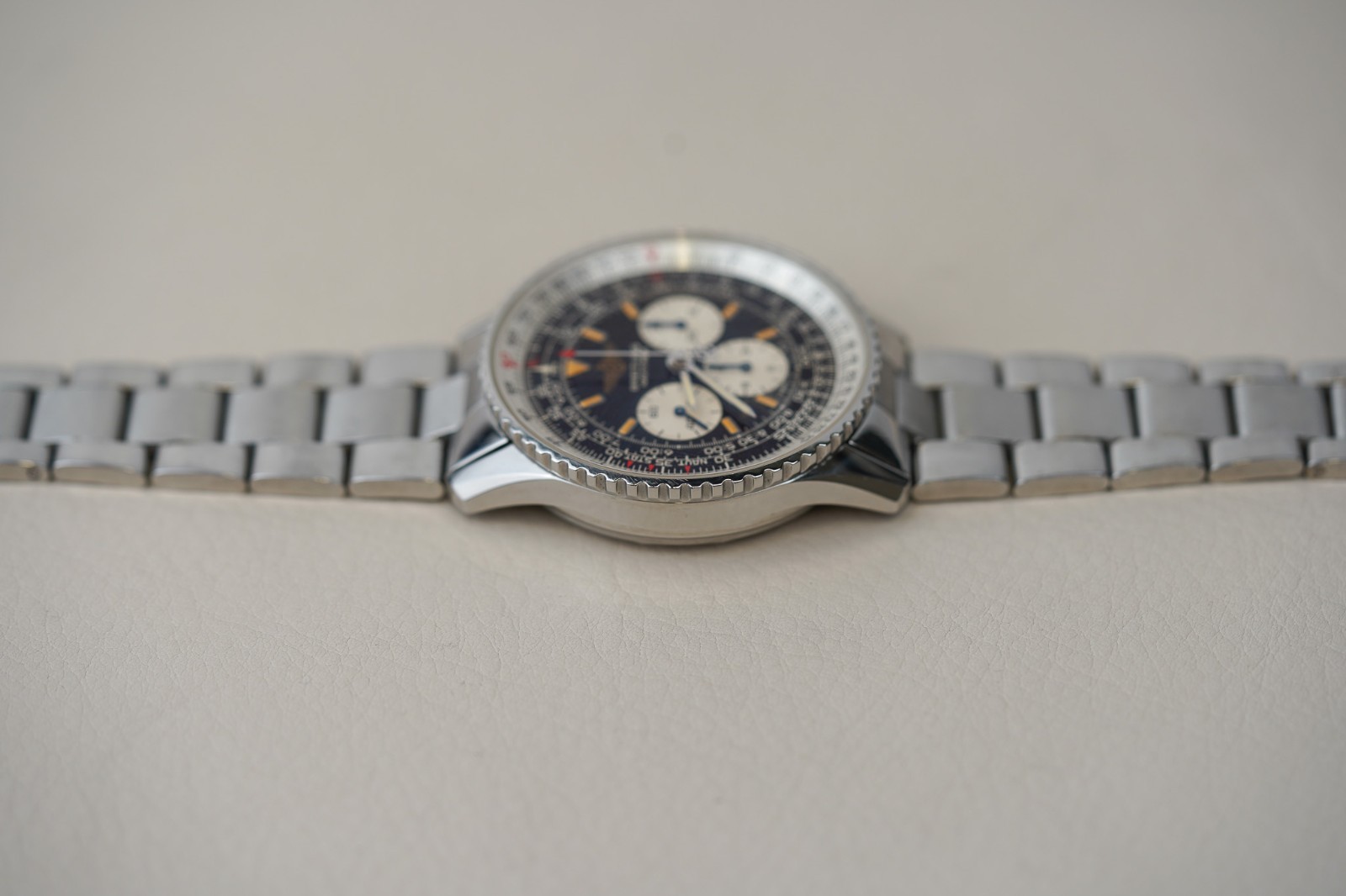 Breitling Navitimer A11022 “Japan Special” Men’s 41.5mm Steel Manual Wind Watch