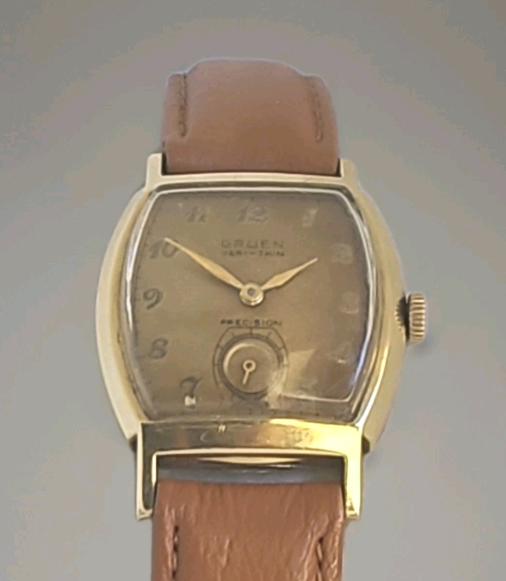Vintage Gruen Precision Veri Thin 15 Jewel And Seiko Digital watch G2U