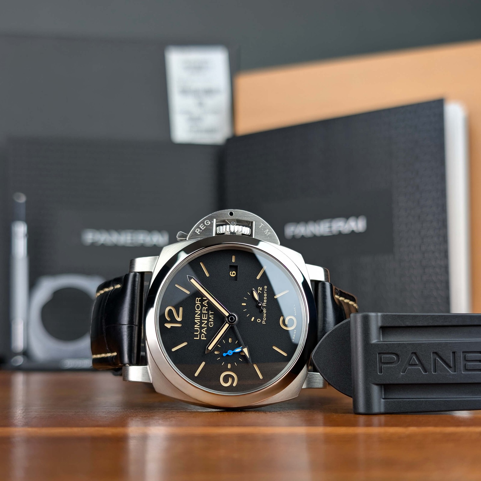 2019 Box & Papers Panerai Luminor 1950 3 Days GMT PAM01321