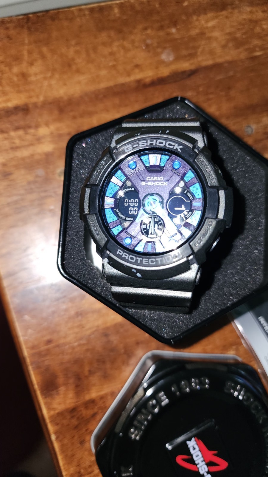 Gshock Rare Blue Face Blue Pointers,with Original Case And Warranty Excellent