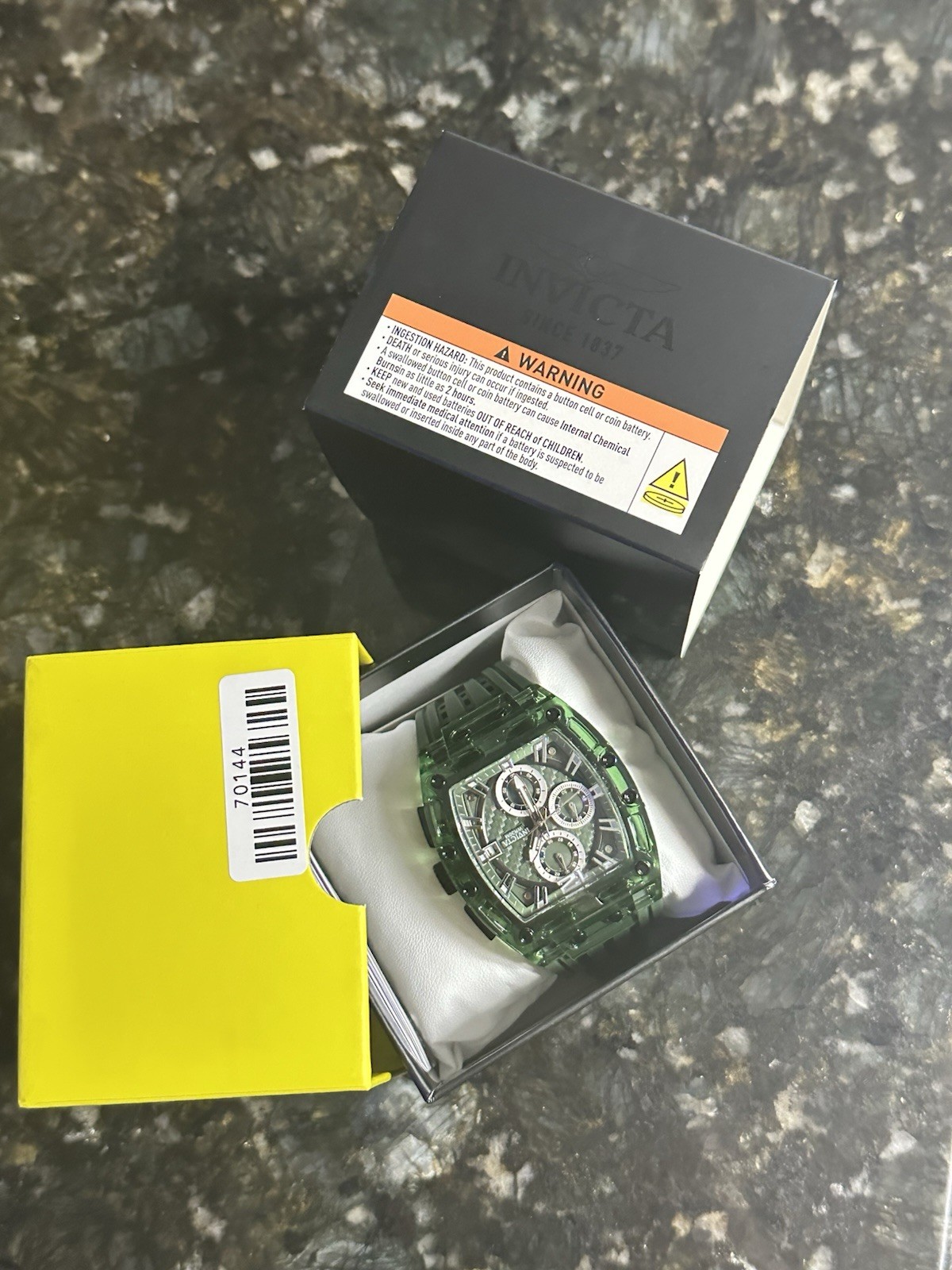 Invicta Men’s Chronograph Quartz Tonneau Watch Green Silicone Strap Box/Manual