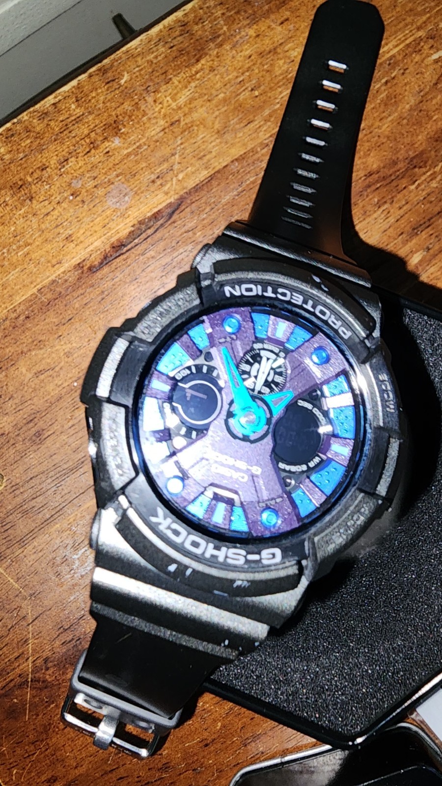 Gshock Rare Blue Face Blue Pointers,with Original Case And Warranty Excellent