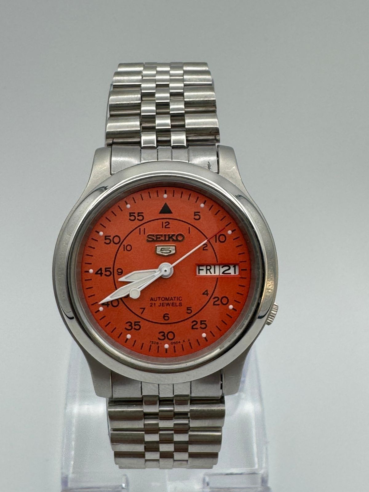 Vintage seiko 5 automatic Orange Milatary Dial Wrist Watch For Mens Japan 7S26