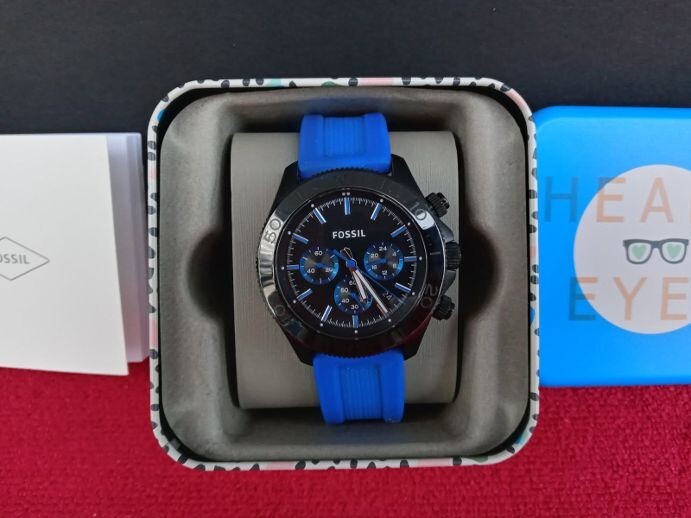 FOSSIL CH 2872 RETRO TRAVELER 3 EYE CHRON0 BLACK DIAL BLUE SILICONE BAND