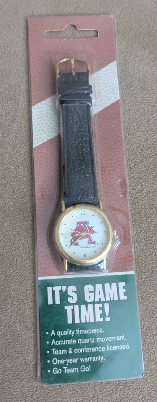 Arkansas Razorbacks Quartz movement Game Time Watch – Vintage