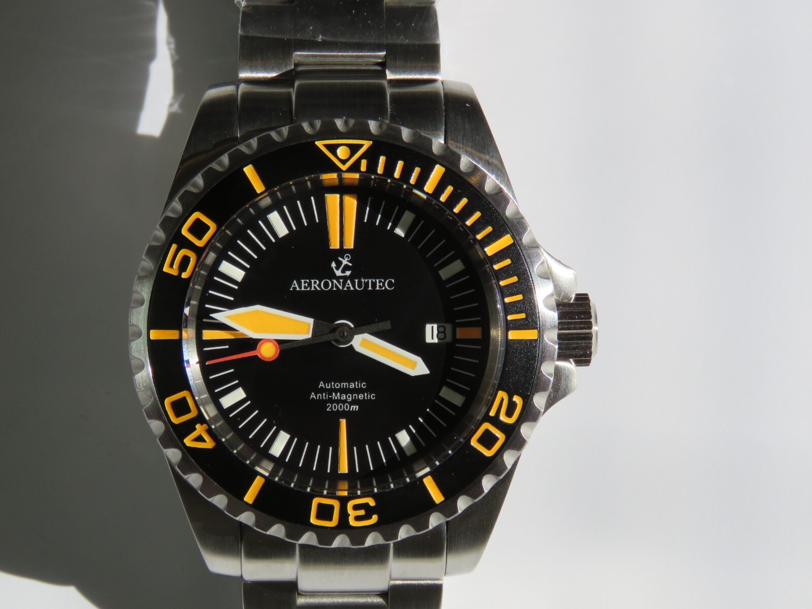 Aeronautic Automatic Dive Watch, 2000 Meters!
