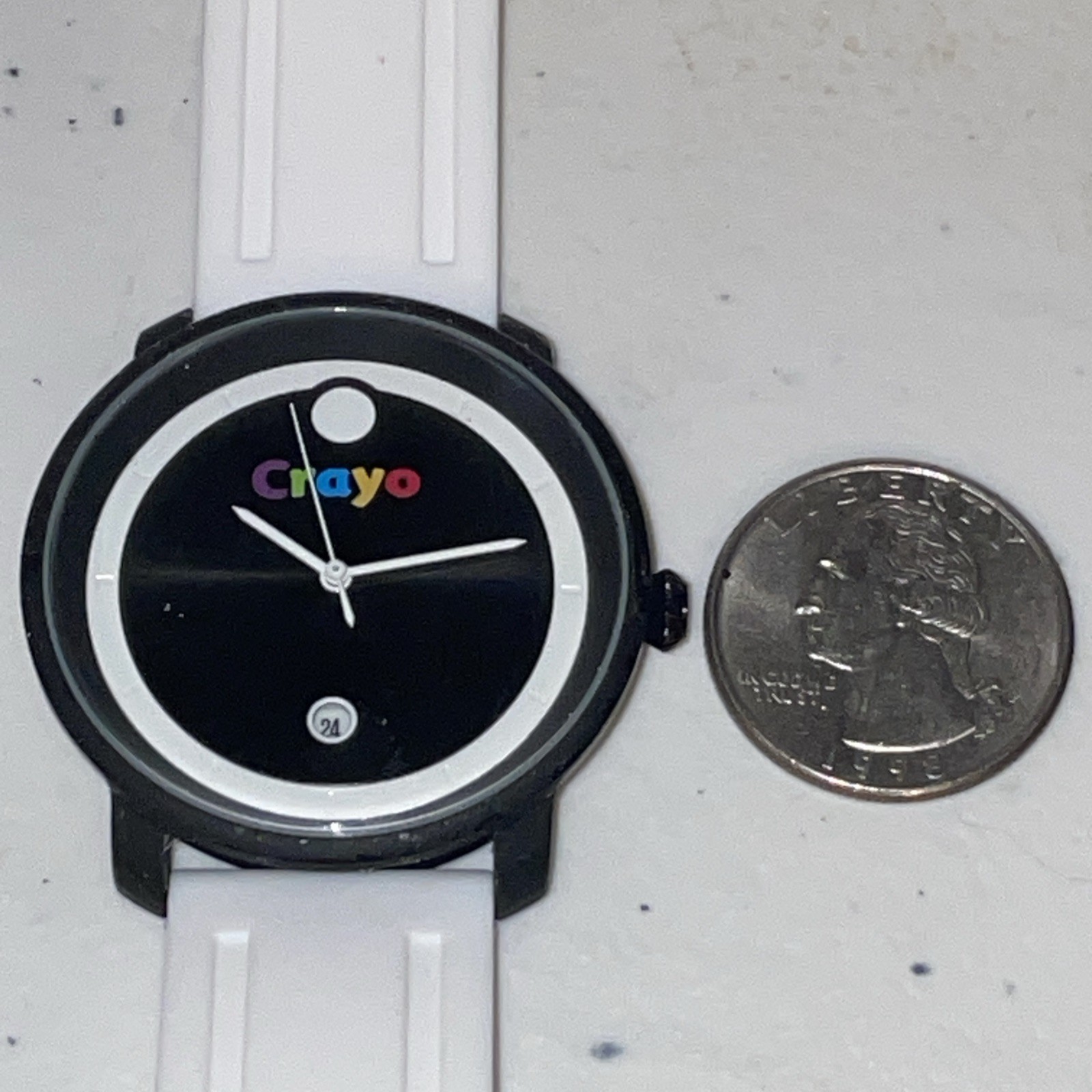 Crayo Fresh Unisex Watch, White silicone/rubber Band, In working condition W-13