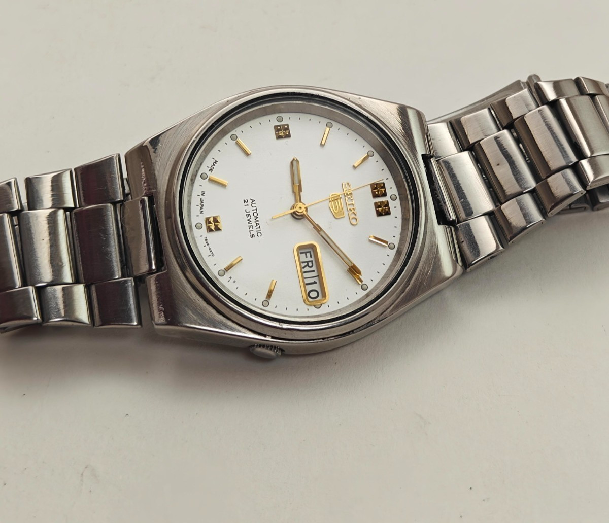 Vintage Seiko 5 Automatic White Dial –2003, Japan-M | Ref 7S26| 21Jewels
