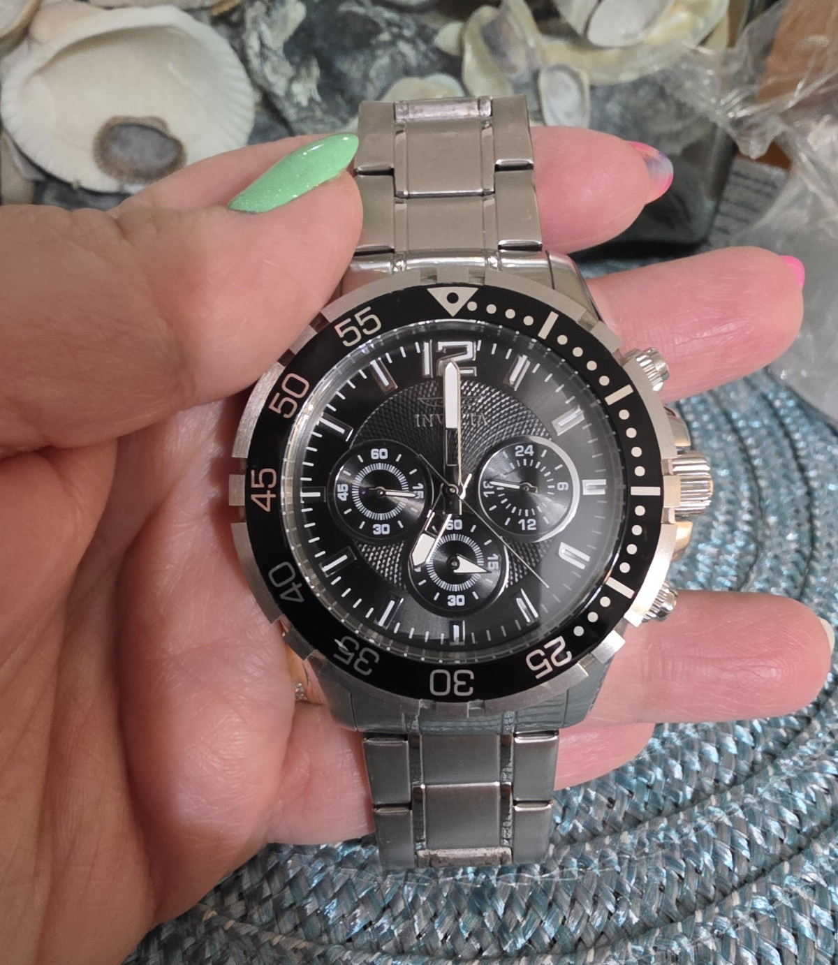 Invicta Specialty Quartz 100m Black Dial Stainless Steel 43mm. Needs Battery
