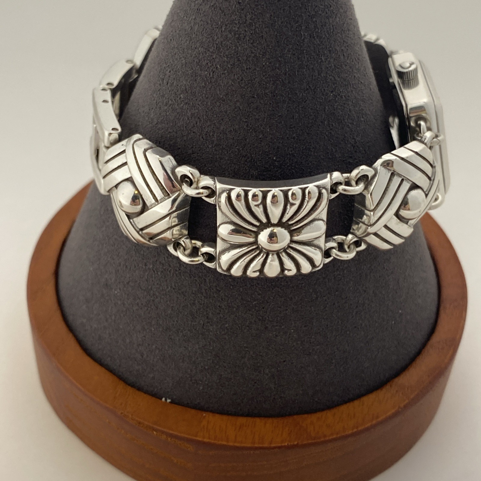 Brighton Sonora Watch Silver Plated Fold Over Clasp 7″ Needs Battery ****