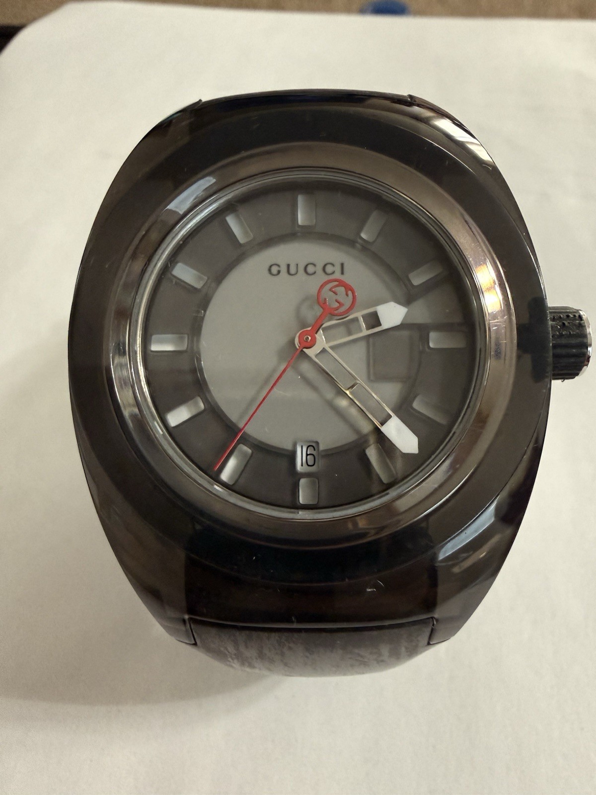 Gucci Sync XXL YA137111 43 mm Gray Resin with Rubber Strap Men’s Wristwatch