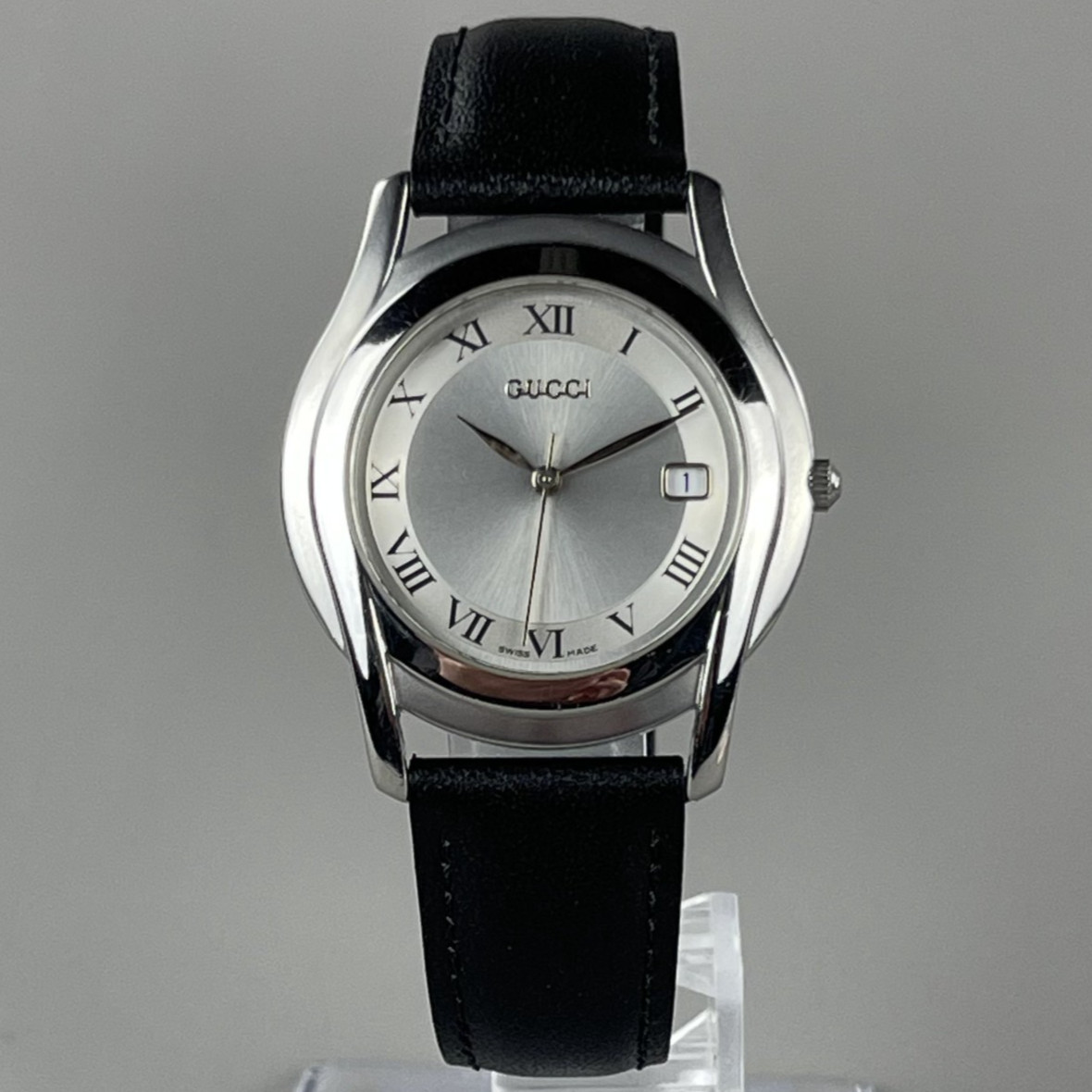 GUCCI 5500M Vintage Mens Watch 35mm Quartz Silver Dial Brand New Band Cal.955412