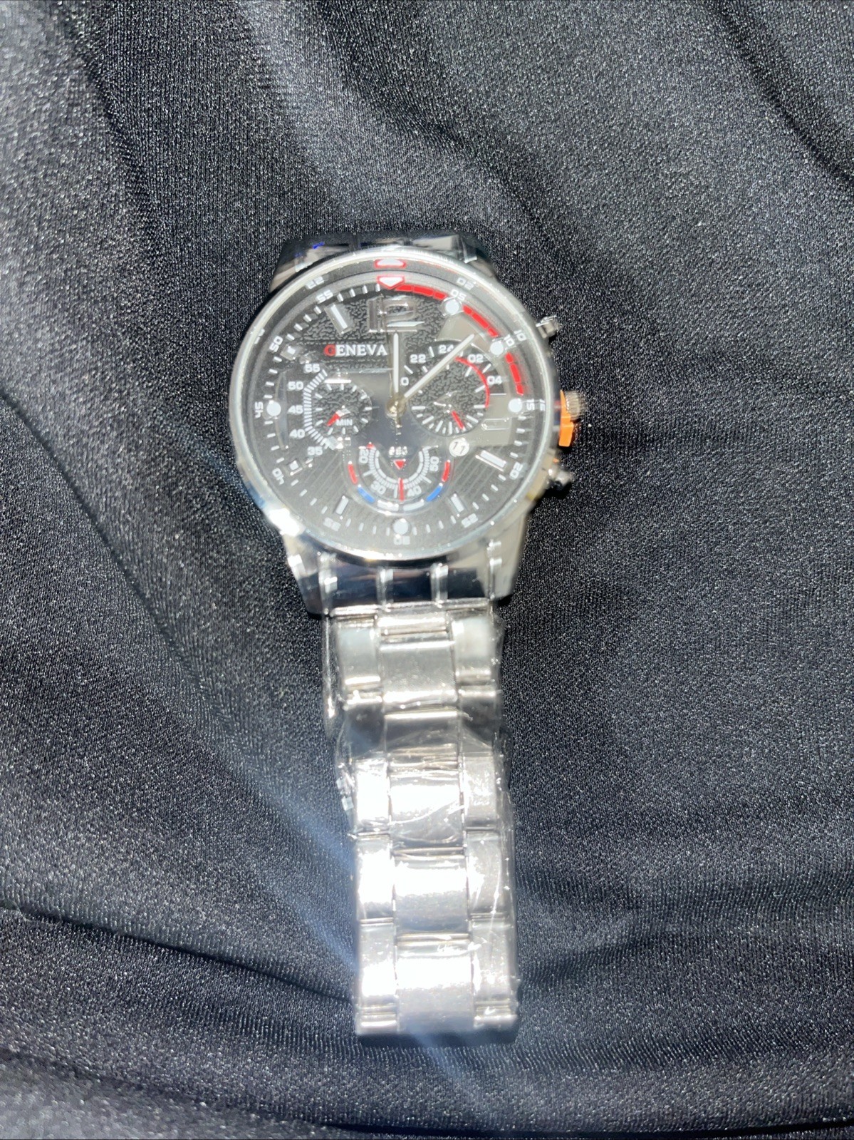 NEW Men’s Black Dial Silver Band Geneva Quartz Watch Battery Powered