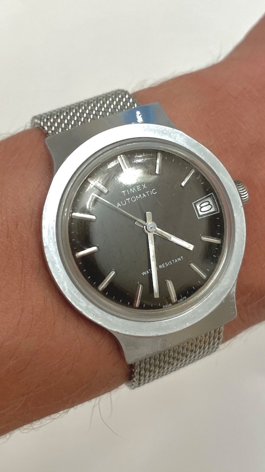 Vintage 1979 Timex Automatic “Calendar” Watch complete w/bracelet (Runs)