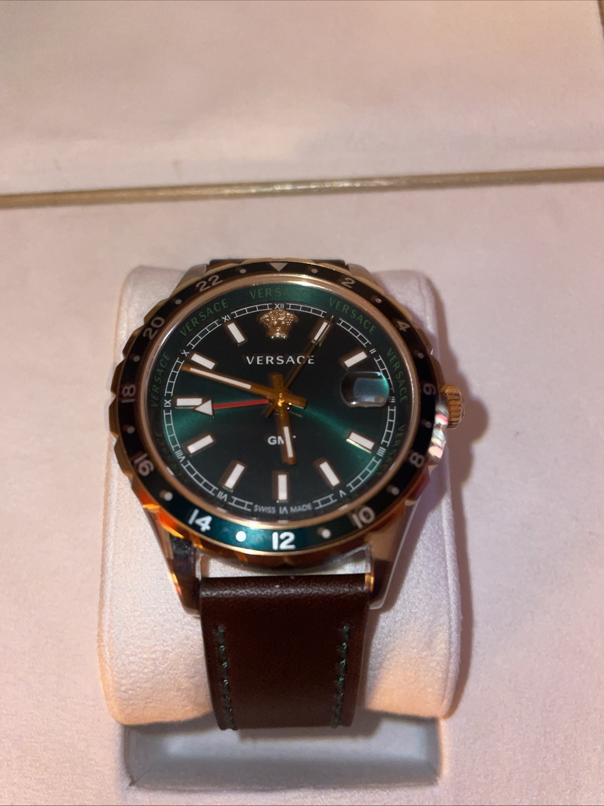Versace Men’s Hellenyium Quartz Watch V11090017 Green Dial BRAND NEW