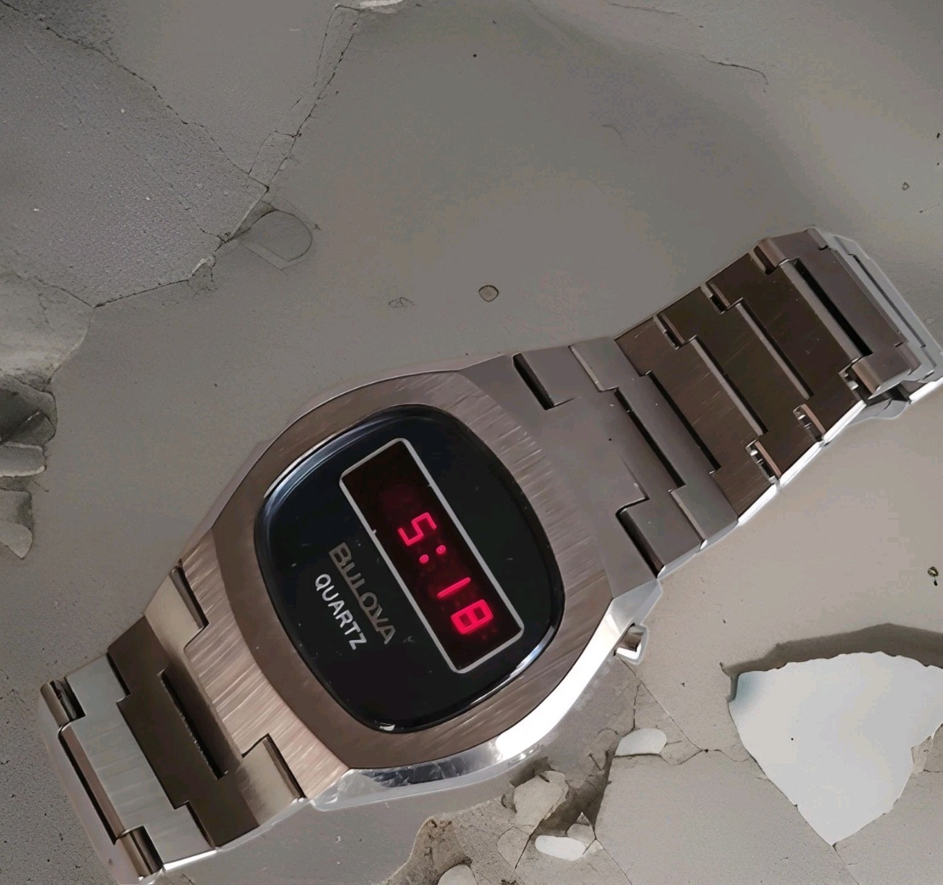 Bulova Led Stainless Steel Vintage 70