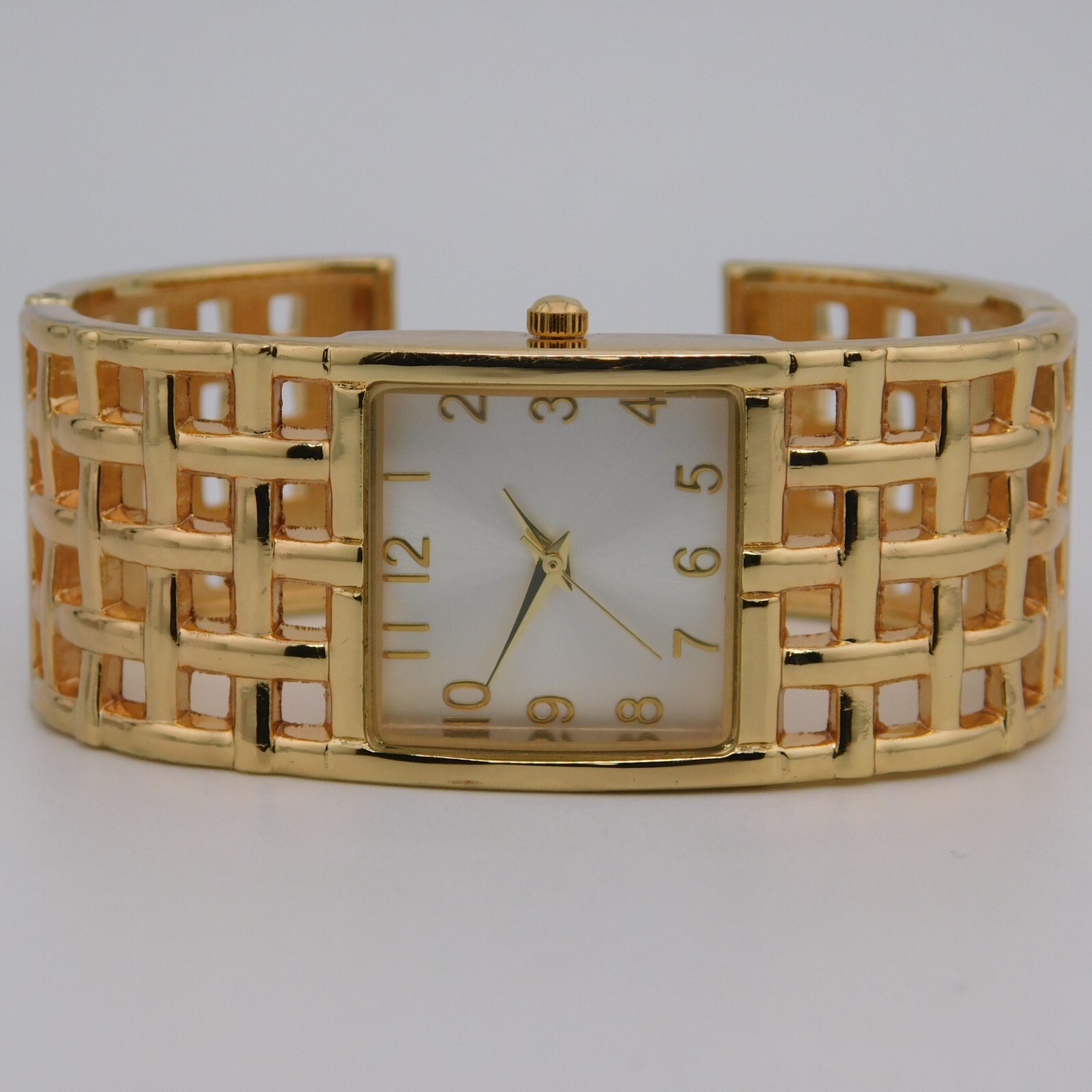 ACCUTIME WATCH CORP. 3011LWM Quartz Analog Women’s Watch Sz. 6 3/4″ New Battery